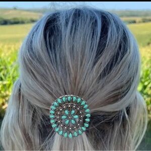 Costume turquoise hair piece